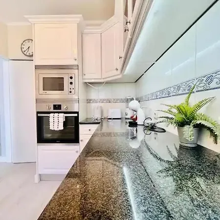Brisamarvilas Sea View, 5 Min Walk To Town & 12e13 Vakantiehuis Albufeira